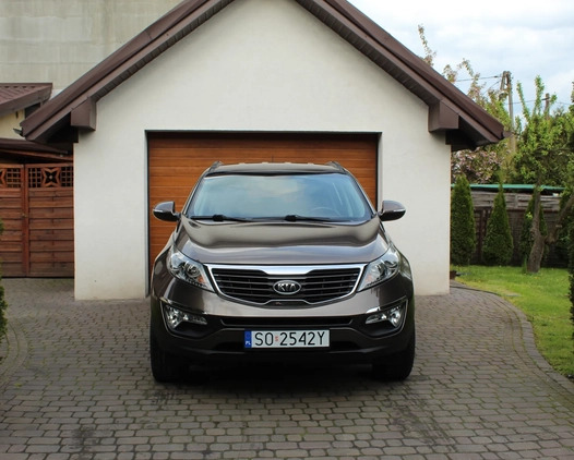 Kia Sportage cena 43500 przebieg: 177000, rok produkcji 2010 z Sosnowiec małe 211